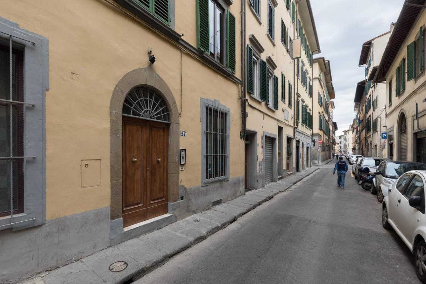 F4 - Santa Croce One Bedroom Flat 2 To 4 Guests Florence Exterior photo